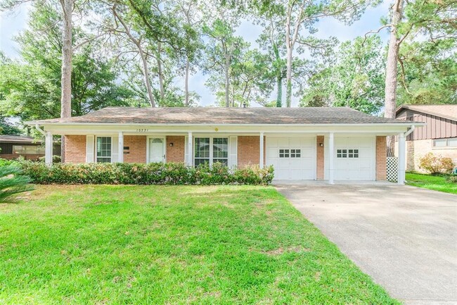 Photo - 10221 Mayfield Rd House