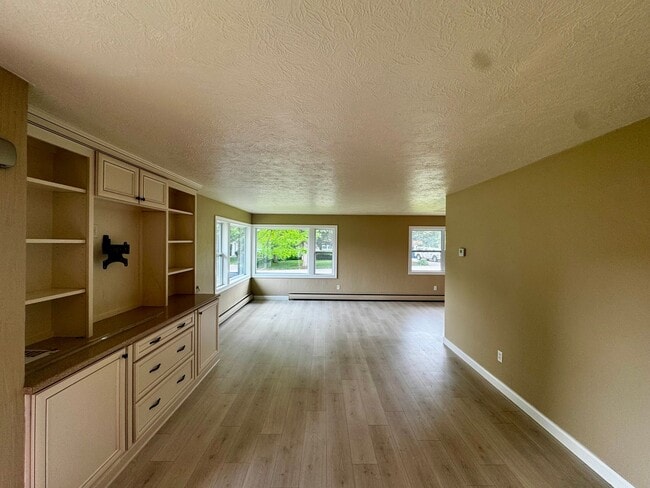 Photo - 4 Bedroom | 2 Bathroom Single Family Home | Renovated | Coal Valley