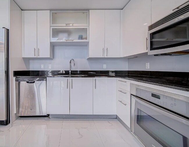 Photo - 60 SW 13th St Unit 4009