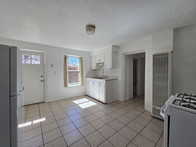 Photo - 739 Montez Pl