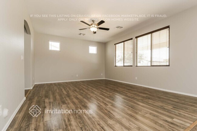 Photo - 17601 W Lilac St