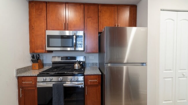 Photo - 2048 W Touhy Ave Unit 1