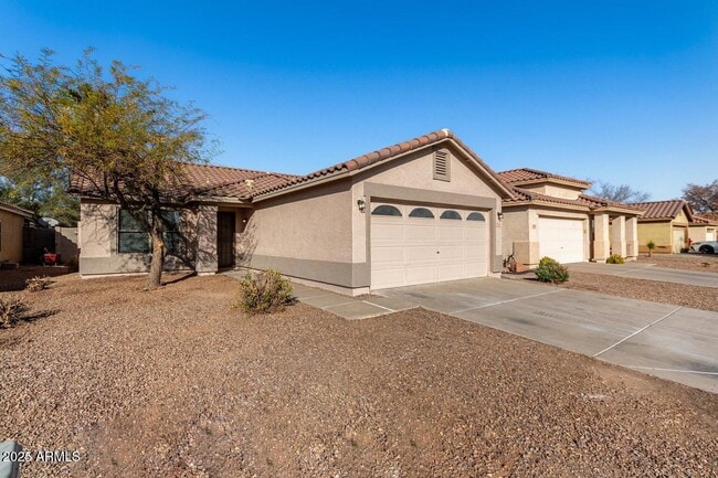 Photo - 574 W Kingman Dr