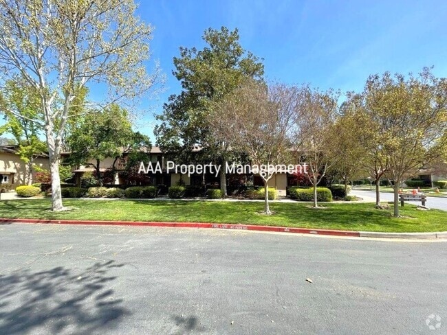 Building Photo - 1861 Olmo Way Rental