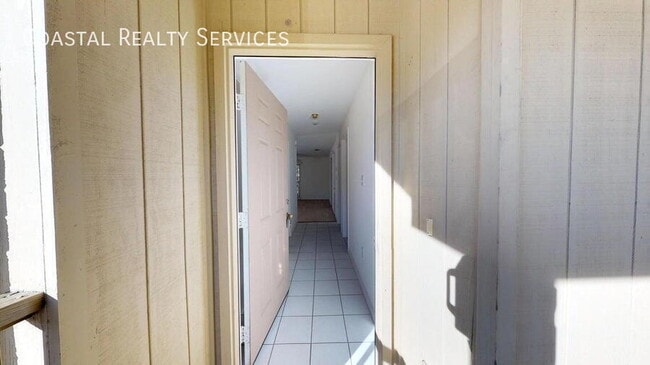 Photo - 1863 Norwood Ct