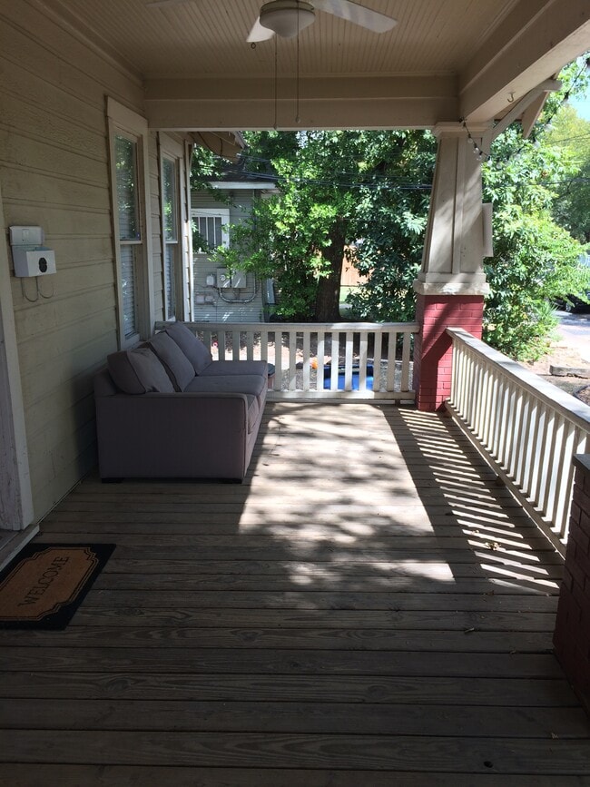 Photo - 1006 W 22nd St