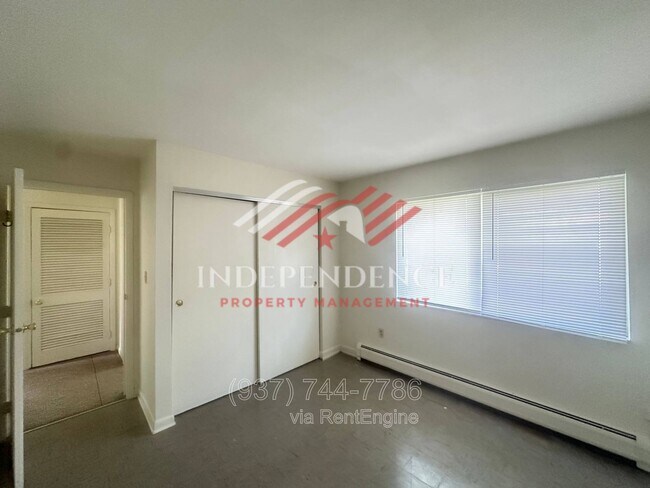 Photo - 807 E Trotwood Blvd