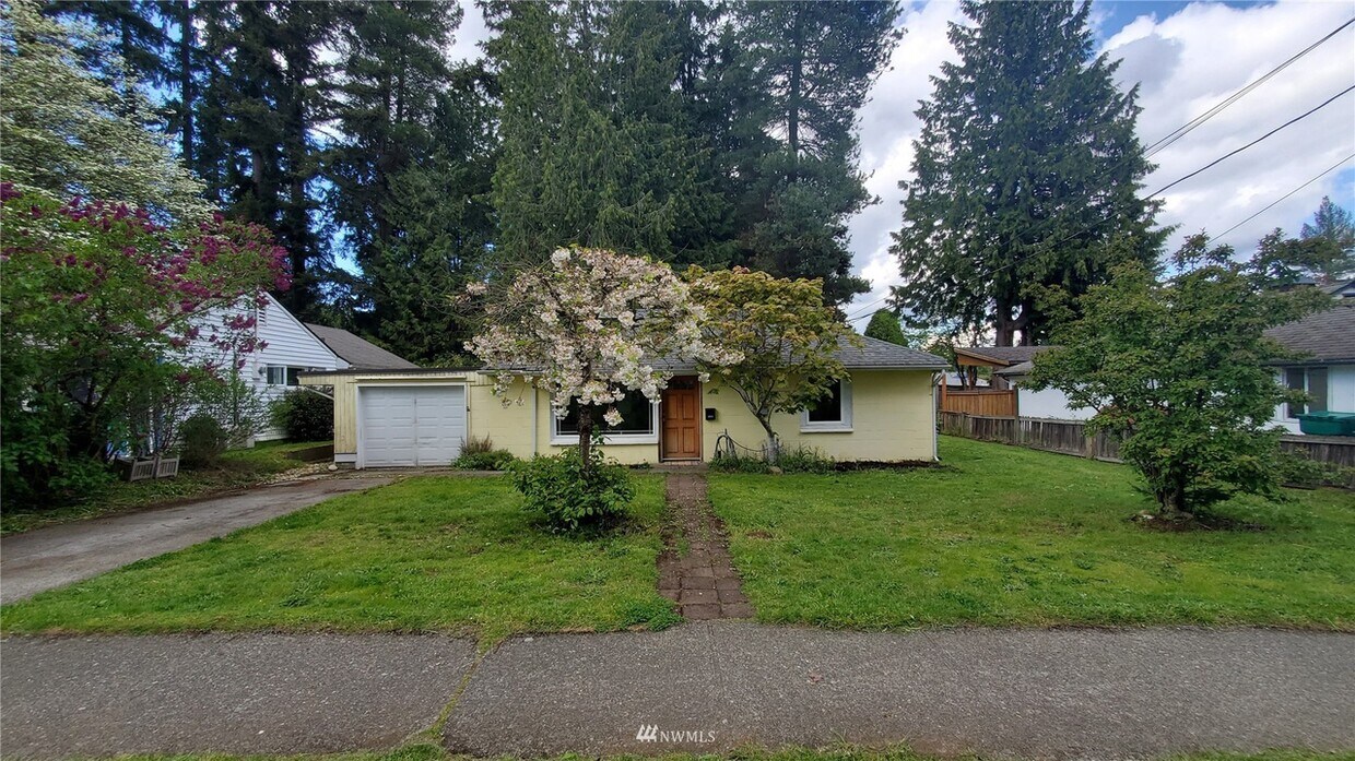 Photo - 5005 236th St SW (Mountlake Terrace, WA)