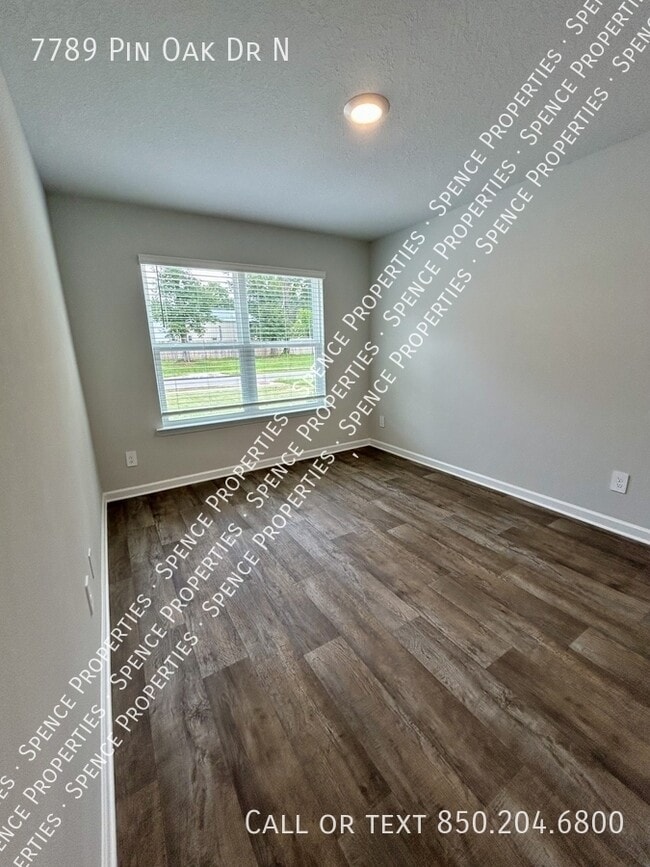 Photo - 7789 Pin Oak Dr N