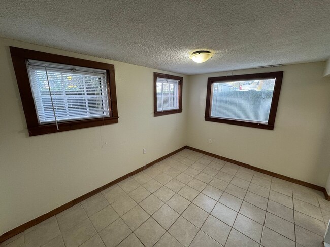 Photo - 1143 NW 31st St Unidad 2