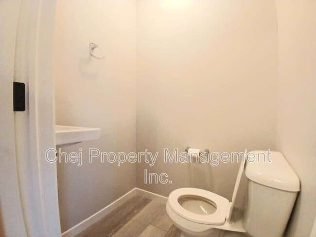 Photo - 1244 Aster Blvd