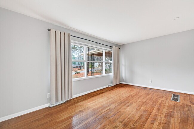 Photo - 3178 Pinehill Drive Unit 3178 Pinehill Dr