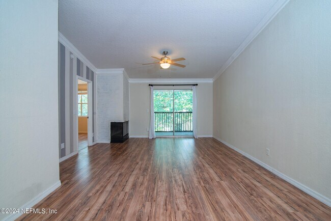 Photo - 7 Arbor Club Dr Unidad 319