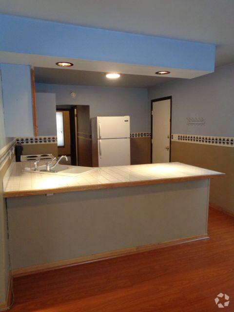 Building Photo - 2 bedroom in Billings MT 59101 Rental