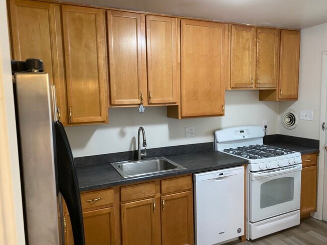 Photo - 8210 Tomlinson Ct