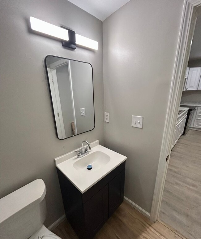 Photo - Beautifully Renovated 3 bedroom house!