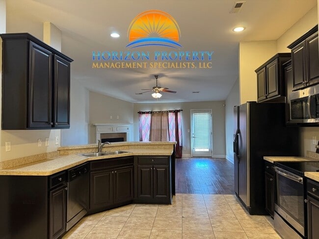 Photo - 117 Rein Dance Ln