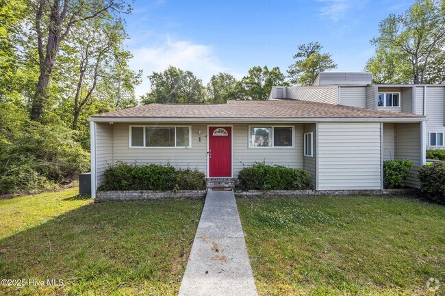 Building Photo - 125 Pirates Rd Rental