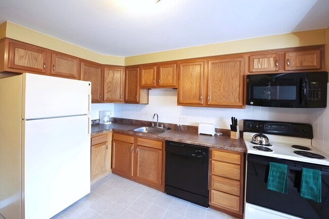 Photo - Hallmark Village