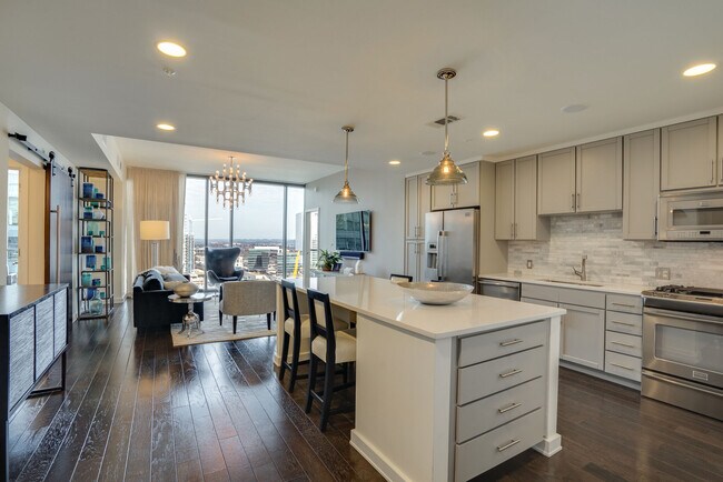 Photo - 1212 Laurel St Unit 1604