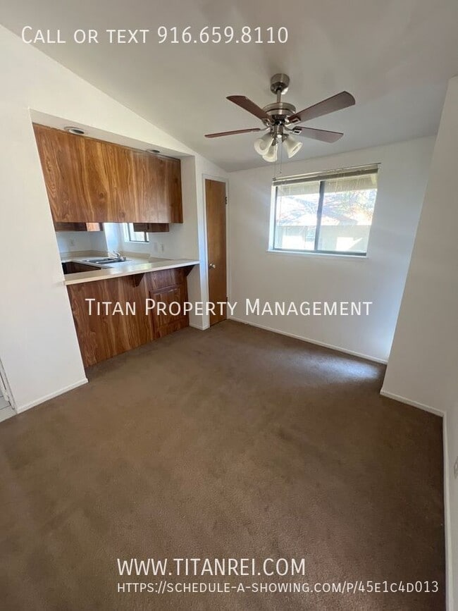 Photo - 720 Sunrise Ave