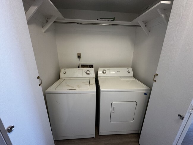 Photo - Charming condo in the Chestnut Community!

Available Now! Unidad 4-3