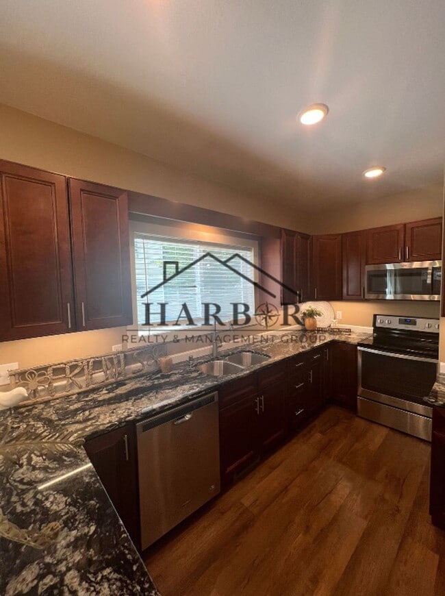 Photo - 807 1st Dr NW Unit A