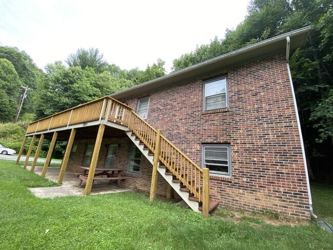 Photo - gree1910 Unit 2