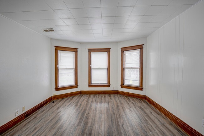 Photo - 706 McDonough St Unidad 2