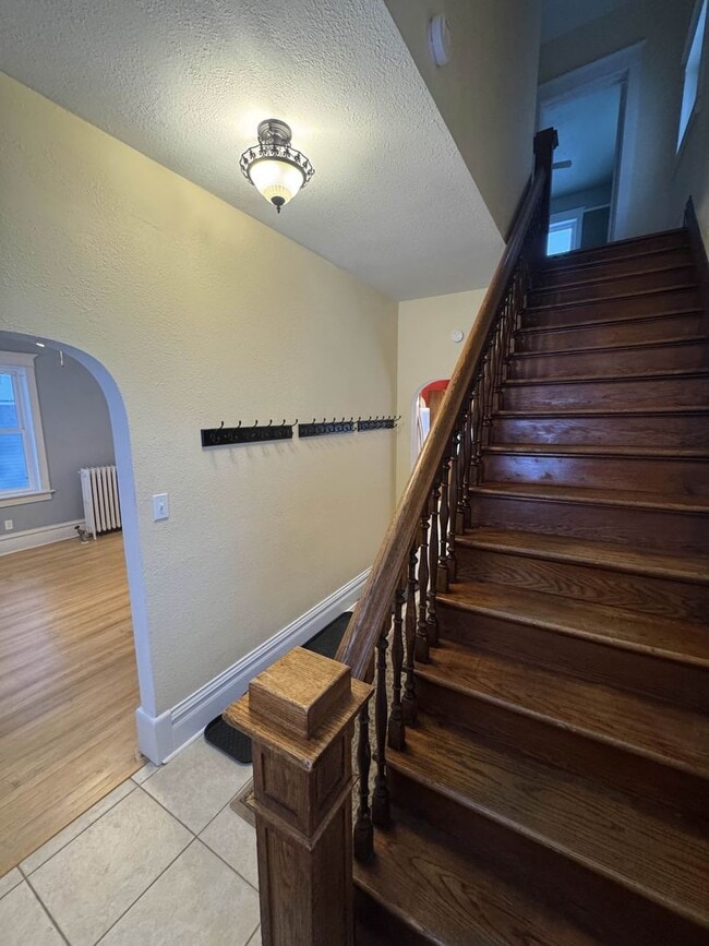 Photo - 3 Bedroom Freshly Renovated Family Home in Houghton