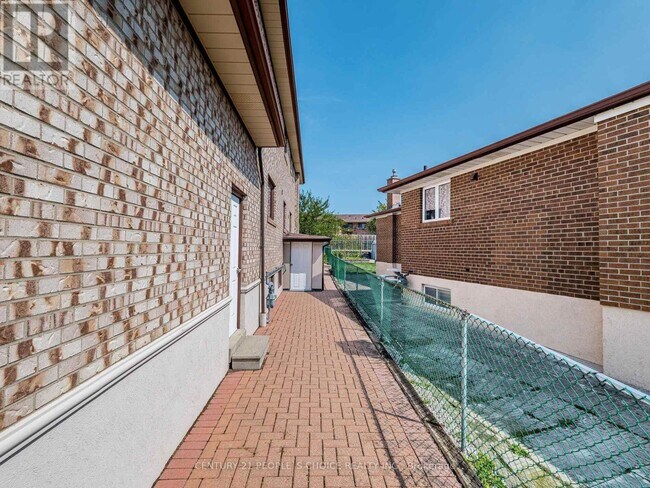 Photo - 110 Houston Rd