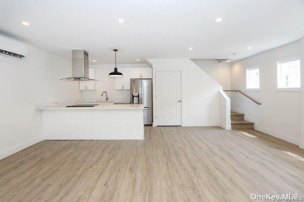 Photo - 1415 Old Northern Blvd