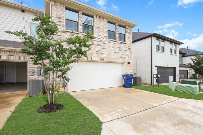 Photo - 1013 Carnation Dr