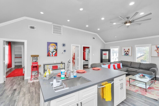 Photo - 2615 Arbor St Unidad ID1047954P