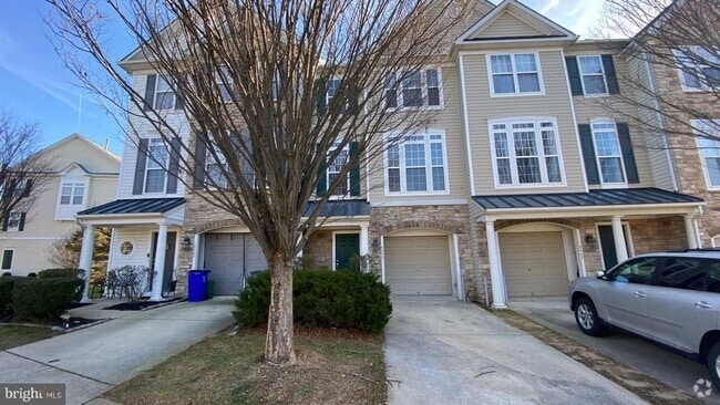 Building Photo - 8485 Charmed Days Rental