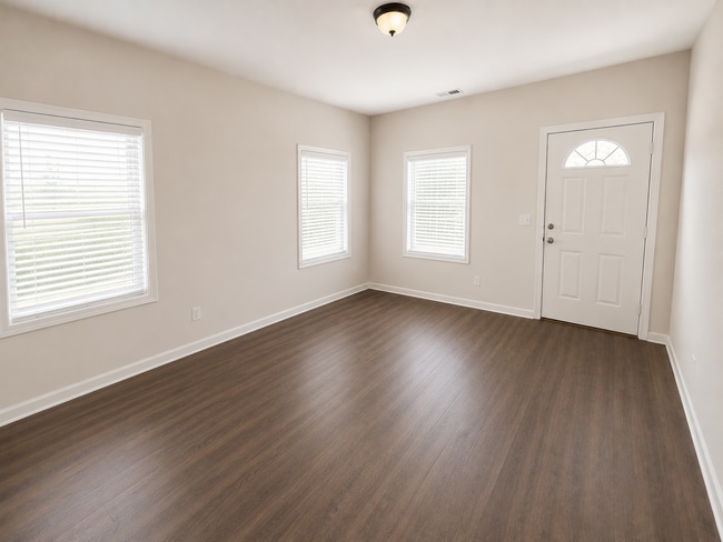 Photo - 3 Bed, 1 Bath Single-Family Home – Close to Downtown Cedar Springs
