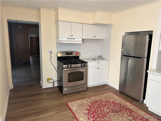 Photo - 801 West Ave