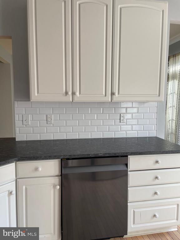 Photo - 30 Bridle Ct