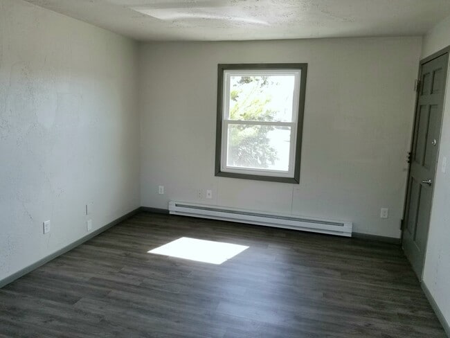 Photo - 203 Clairmont Ct Unit 4