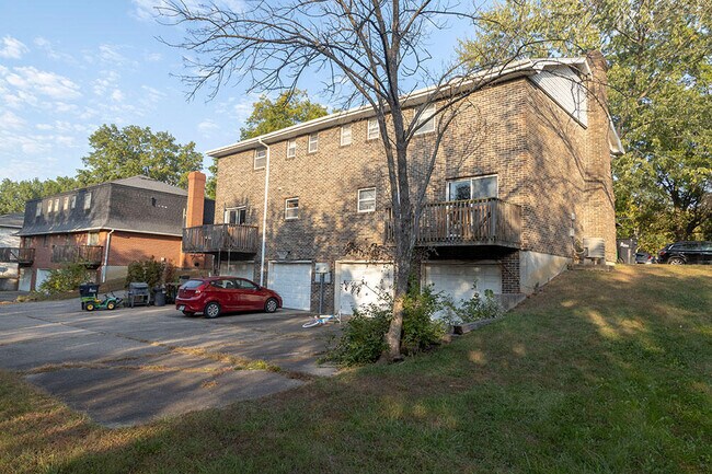 3313 Belle Meade Dr