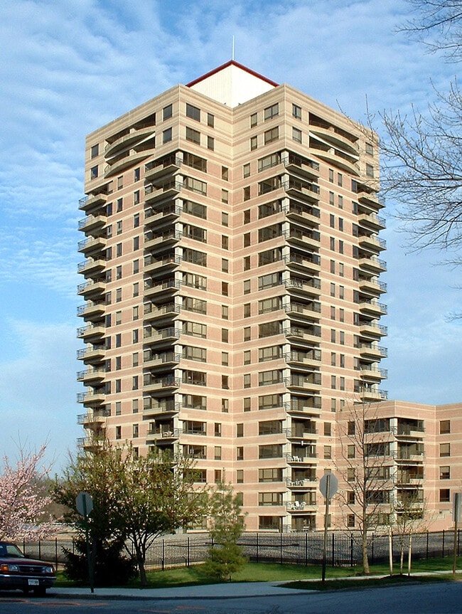 View from the west - Park Plaza Condominiums