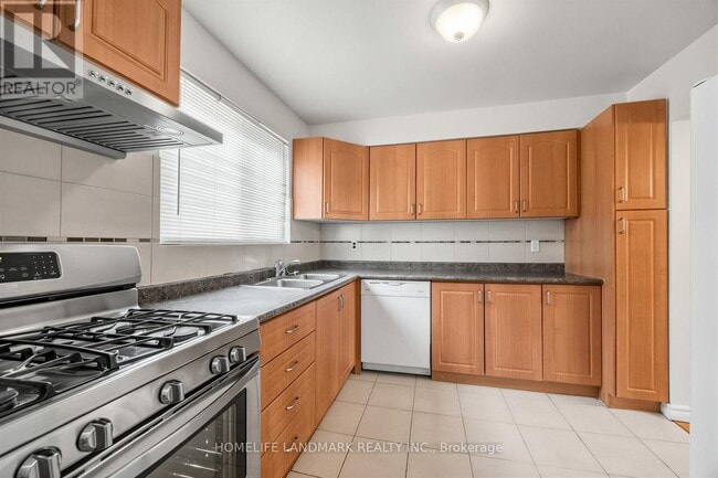 Photo - 67 Godstone Rd