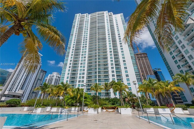 Building Photo - 951 Brickell Ave Unit 705