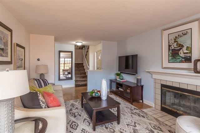 Photo - End unit in quiet Campbell location!