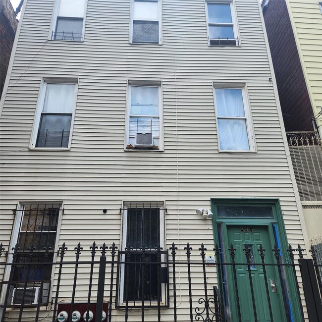 Building Photo - 396 E 155th St Unit 3 Rental