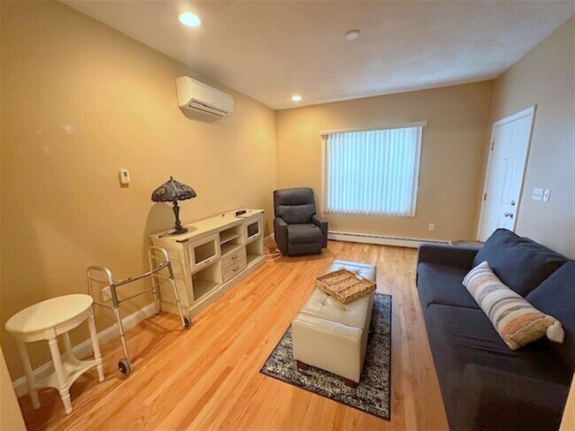 Photo - 72 Tapley Ave Unit 1