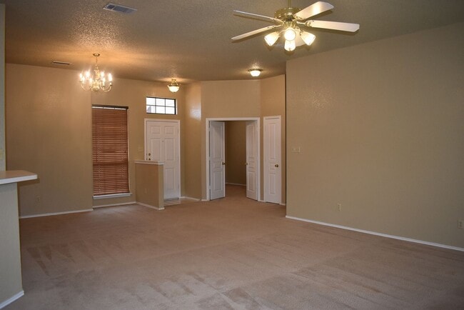 Photo - 2521 Creek Dr