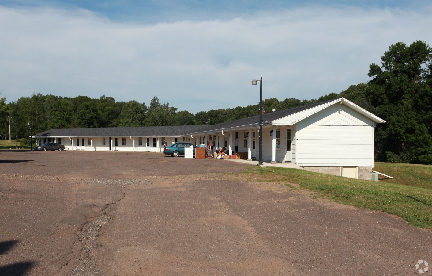 Photo - Mora Flats Apartments