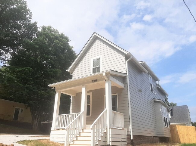 Building Photo - Beautiful 3 Bedroom, 3 Bathroom New Constr... Rental