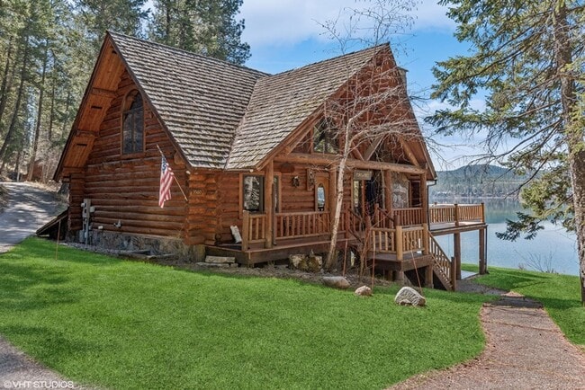 Photo - Point of Pines